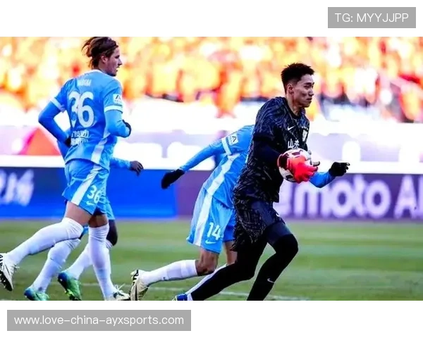 大连英博稳定阵容，吕鹏经验成为球队关键