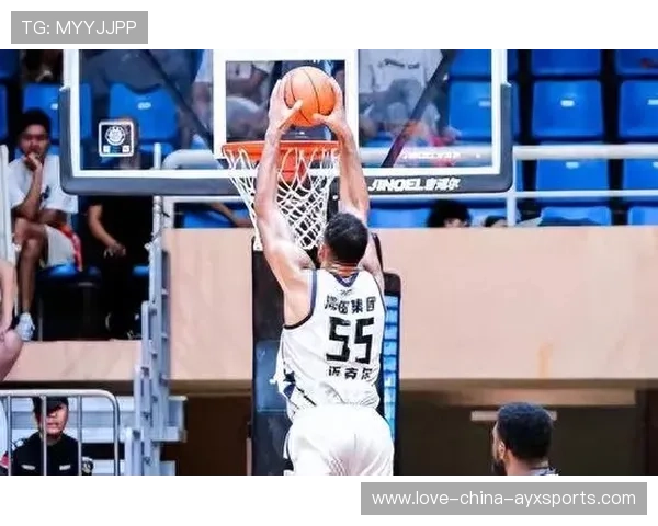 广东宏远外线压哨三分逆转对手惊艳